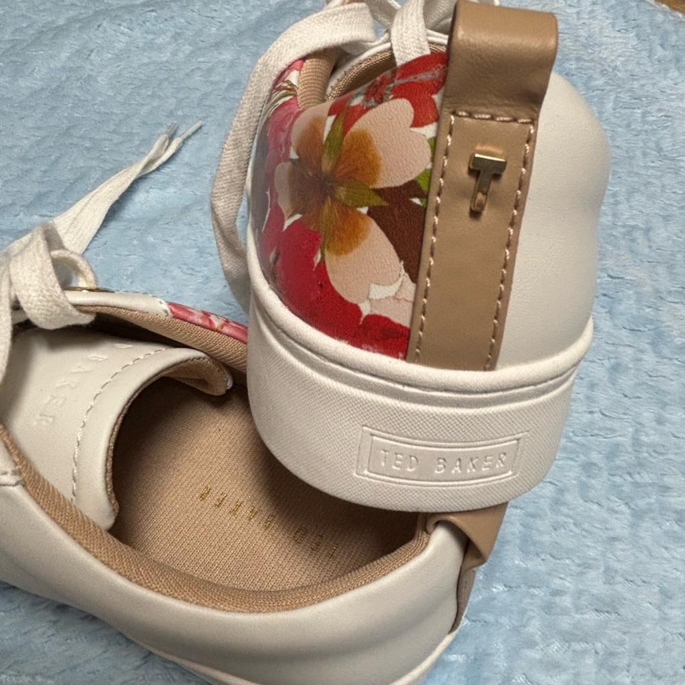 Ted Baker White and Tan Floral Sneakers